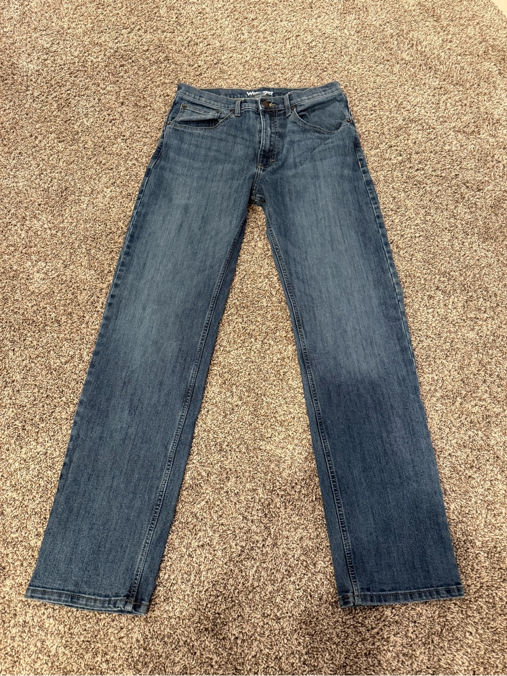 Wrangler Men's Classic Straight Jeans - Dark Blue 32x34